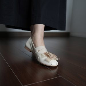 Floral Ballet Flats for Women - Soft Sole, Shallow Mouth Design, Golden All-Season Shoes, Spring Style, Elegant Footwear
