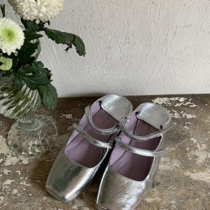 French Retro Pig-Nose Square-Toe Mary Jane Shoes for Women - Shallow Mouth Slip-On Loafers, Ballet-Inspired Style, Vintage Charm