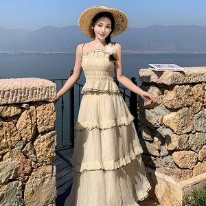 French-Style Lace-Trimmed Camisole Top & Long Skirt Two-Piece Set for Women - Seaside Vacation Fashion