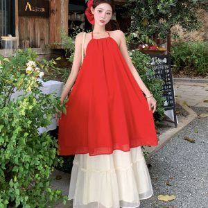 French-Style Red Halter Lace Mesh Skirt Two-Piece Set - Sweet and Spicy Vacation Outfit for Women