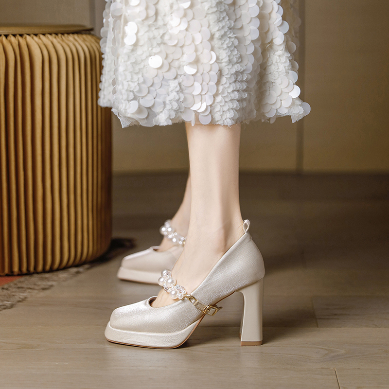 French-Style Women's Chunky Heels Mary Jane Wedding Shoes with Waterproof Platform for Brides and Bridesmaids