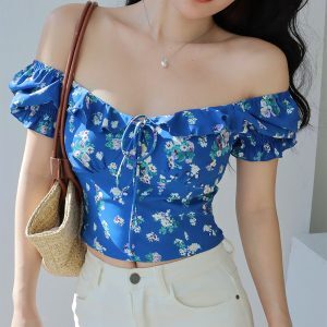 French Vintage Blue Floral Shirt with Square Collar and Puff Sleeves - Loose Slim Fit Short Sleeve Top for a Chic 90s Look