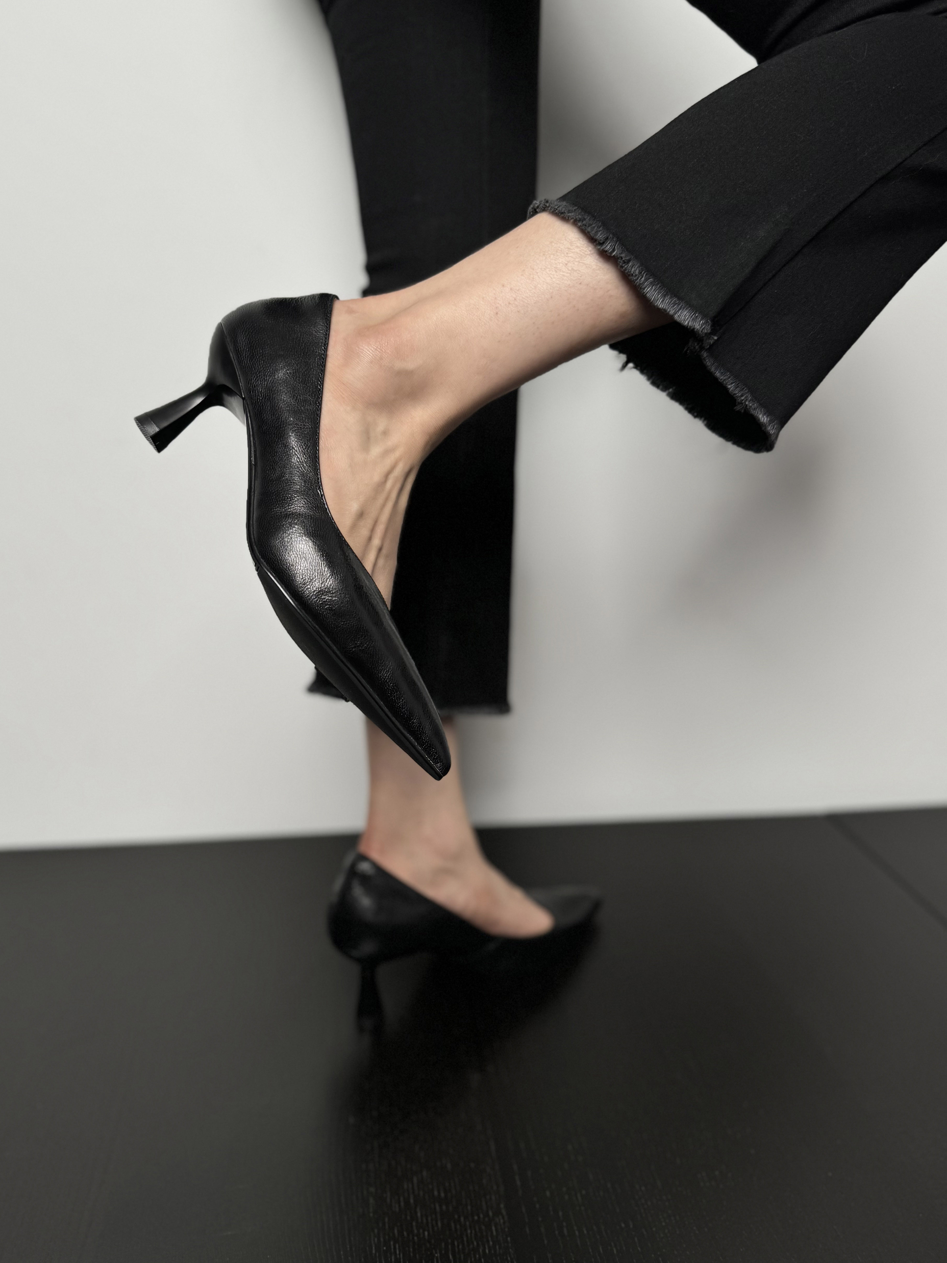 French Vintage Pointed Toe Stiletto High Heels - Elegant Minimalist Women's Loafers for Comfort and Style