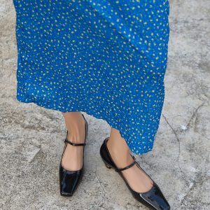 Genuine Leather French Vintage Mary Jane Shoes with Low Heel, Square Toe, and Silver Strap - Classic Retro Flats for Timeless Style