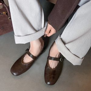 Girl's French Hepburn Style Mary Jane Leather Shoes, Soft Round Toe Flats for Women, Perfect for Skirts and Casual Outfits