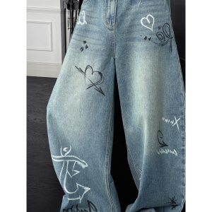 Hand-Painted Graffiti Design Loose Straight-Leg Jeans for Men - Trendy American High Street Style Summer Fashion