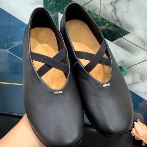 Handmade Vintage Genuine Leather Ballet Flats with Round Toe and Cross Straps, Soft Washed Sheepskin, Retro Comfort Shoes