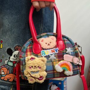 Handmade Women's Bear Bag - Cute Y2K Retro Crossbody Shoulder Bag for Autumn and Winter Versatile Style