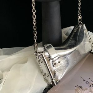 Heavy-Duty Genuine Leather Crossbody Bag with Soft Box Chain and Hardware - Women's Chic Underarm Style