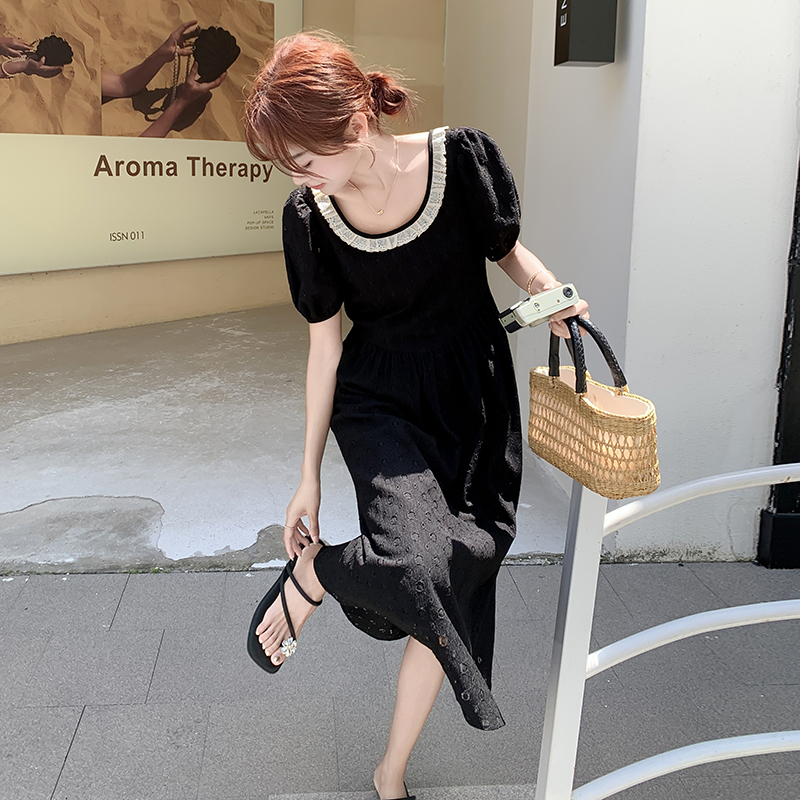 High-End Black Puff Sleeve Dress for Women - Waist-Cinching French Style, Summer 2025, Elegant Long Dress for Timeless Appeal