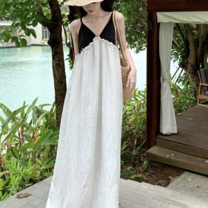 High-End French Style Black and White Color-Blocking V-Neck Lace-Trimmed Slip Dress with Spliced Skirt for Women - Vacation Ready