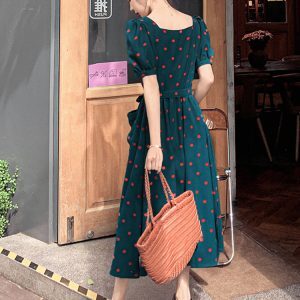 High-End Hepburn Style Dark Green Polka Dot Chiffon Long Dress with French Square Neck and Puff Sleeves for Summer 2025