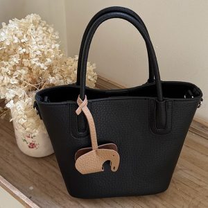 High-End Minimalist Vegetable Basket Bucket Bag with Lychee Texture - Versatile Women's Shoulder Tote for Trendy Fashion