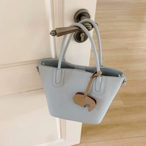 High-End Minimalist Vegetable Basket Bucket Bag with Lychee Texture - Versatile Women's Shoulder Tote for Trendy Fashion