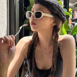 High-End Oval Frame White Sunglasses for Women - 2024 UV Protection Beach Sunglasses, Fashionable Face-Covering Style