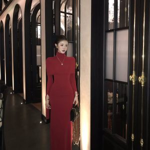 High Neck Shawl Dress - Retro Bodycon Skirt in Hong Kong Style for Women - Autumn Winter 2024 Fashion