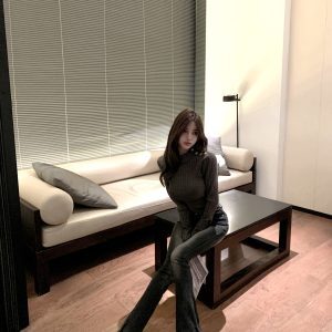 High Waist Vintage Split Micro Flare Jeans - Slimming Whitened Korean Style Denim Pants for Effortless 90s-Inspired Fashion
