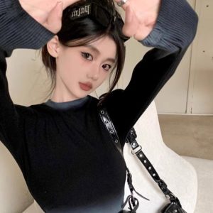High-Waisted Crop Long Sleeve Shirt for Music Festival - K-Pop Inspired Sweet and Spicy Jazz Dance Top