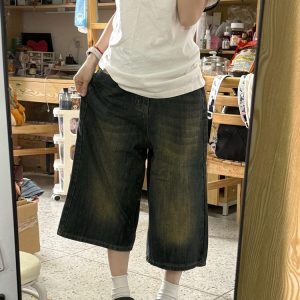 High-Waisted Vintage Washed Distressed Denim Capri Shorts for Women, Summer Loose Wide-Leg Slim Straight Mid-Length Pants