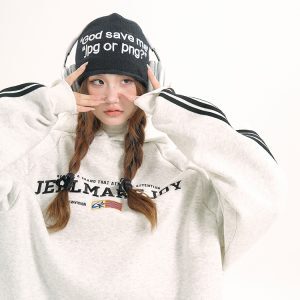 Hooded Long Sleeve Sweatshirt for Girls - Casual American Letter Print Pullover Top for Spring and Autumn, Trendy Loose Fit