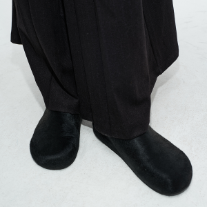 Horsehair Mule Shoes with Tanned Leather and Rubber Sole - Stylish Slip-On Design for Effortless Chic