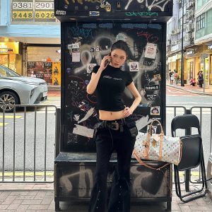 Hot Girl Black Vintage Flared Cargo Jeans - Slim Fit, Washed Design, Stylish 90s Inspired Long Pants for Trendy Looks