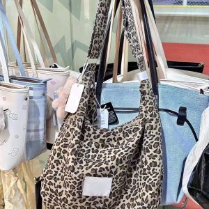 Japanese-Style Checkered Canvas Bag 2024 - Versatile Large Capacity Commuting Shoulder Crossbody Tote