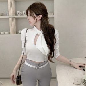 Japanese-Style Classic Hollow-Out Bow Short-Sleeve Knitted Top for Women - Y2K Fashion, Trendy Summer Style