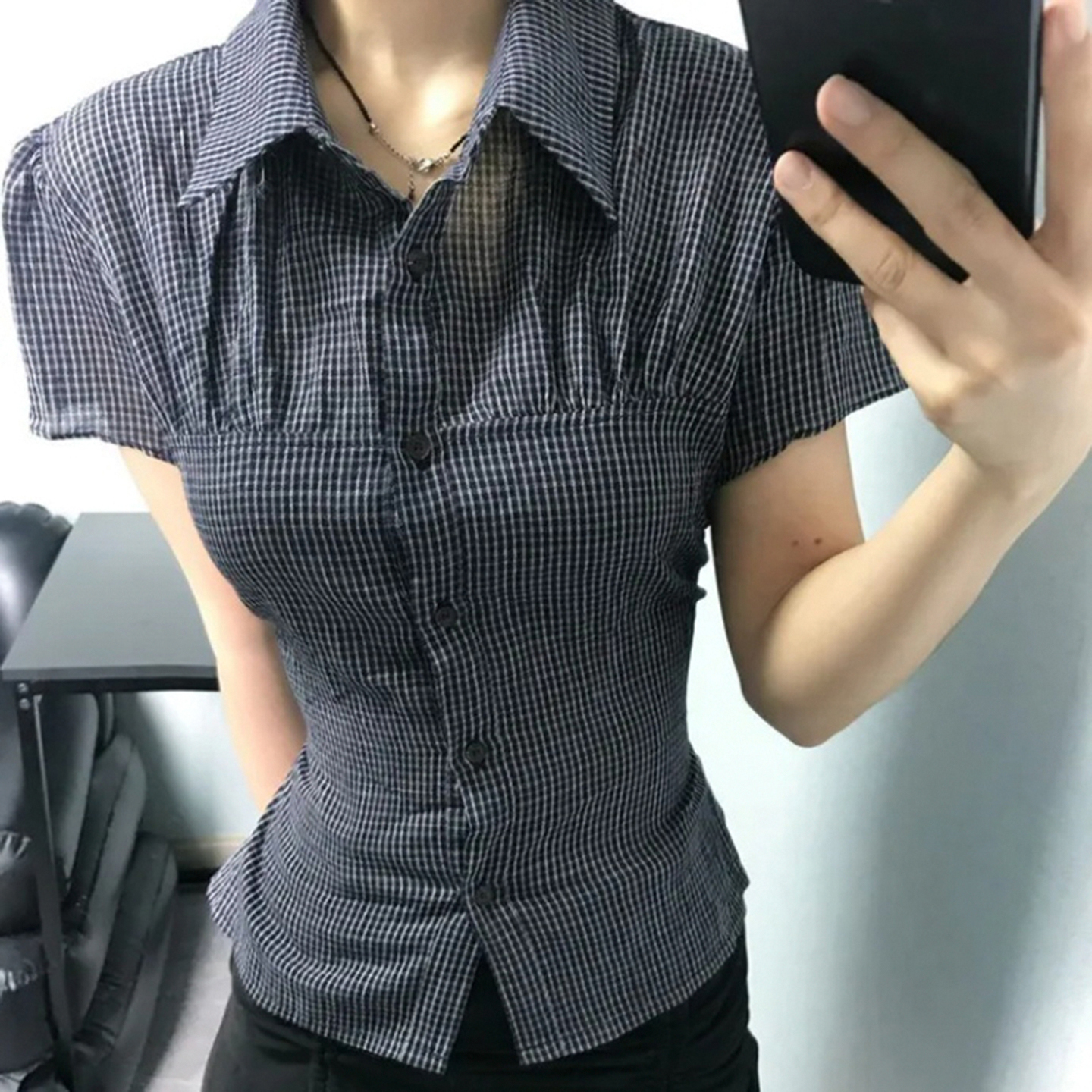 Japanese-Style Literary Girl Plaid Lapel Shirt - Single-Breasted, Waist-Cinching, Slim Fit, Short Sleeves, Y2K Fashion Top