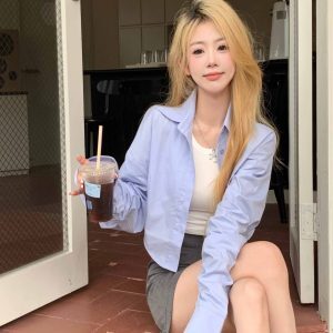 K-Pop Street Dance Outfit - Spicy Girl Short Top with Ultra-Long Sleeves, Jazz Cardigan for Early Autumn Style