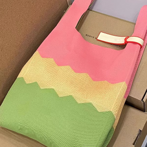 Knitted Rainbow Tote Bag - Three-Color Large Capacity Fashion Bag for Spring/Summer 2023 - Trendy and Stylish Accessory