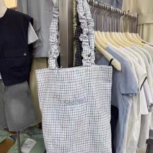 Korean Style Artistic Patterned Single-Shoulder Tote Bag, Large Capacity Canvas Underarm Bag for Women, Fashionable and Versatile