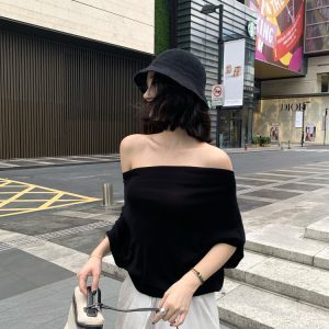 Korean-Style Asymmetrical Shoulder Short Sleeve Top for Women - High-End Knitted T-shirt, Trendy Y2K Fashion