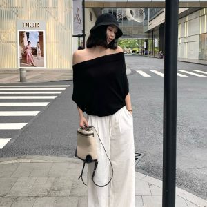Korean-Style Asymmetrical Shoulder Short Sleeve Top for Women - High-End Knitted T-shirt, Trendy Y2K Fashion