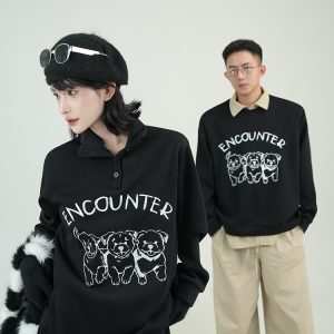 Korean Style Black Printed Fleece Sweatshirt for Men and Women, Versatile Loose Round Neck Pullover, Long Sleeve Autumn Winter Top