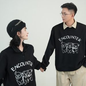 Korean Style Black Printed Fleece Sweatshirt for Men and Women, Versatile Loose Round Neck Pullover, Long Sleeve Autumn Winter Top