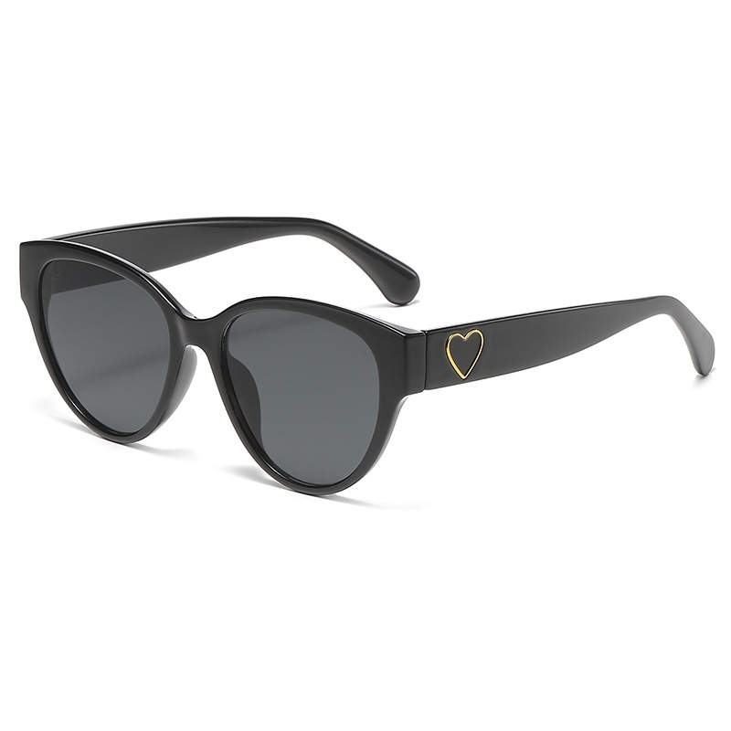 Korean-Style Cat-Eye Sunglasses for Women, Trendy Large Frame, Flattering for Round & Square Faces, Perfect for Beach Travel, 2024 Model