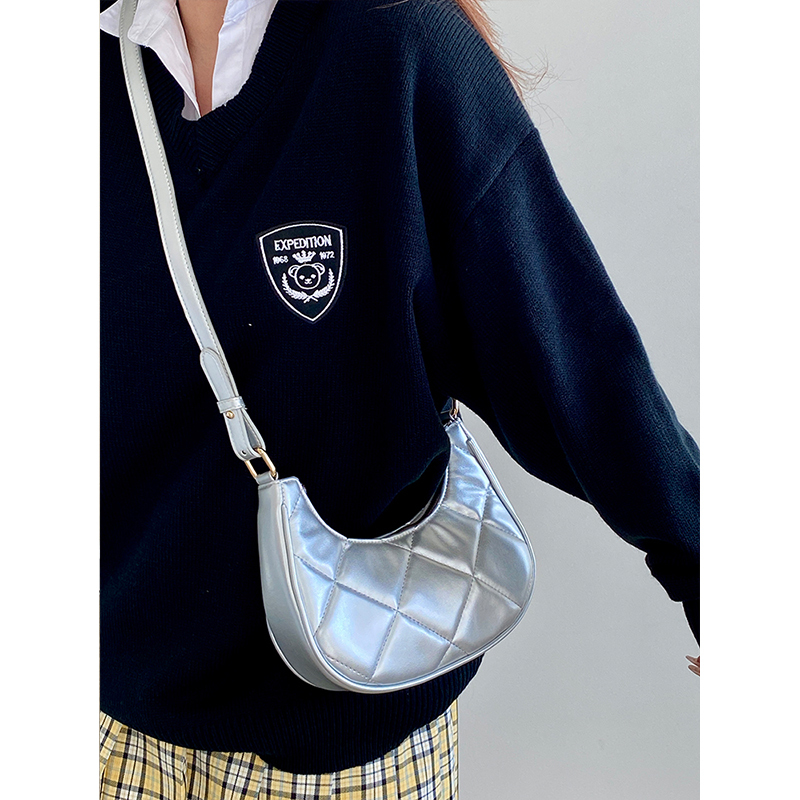 Korean Style Crescent Underarm Bag for Women, Silver Embroidered Small Bag, Exquisite Niche Design for Spring Summer 2025