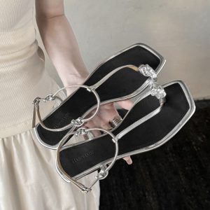 Korean-Style Minimalist Wind-Resistant Toe-Post Sandals for Women - T-Shaped Silver Sandals for Summer Beach Vacation