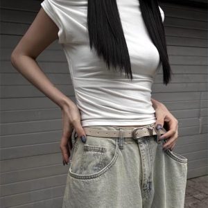 Korean Style Slim-Fitting White Basic T-Shirt for Women with Diagonal Off-Shoulder Design and Short Sleeves, Summer Versatile Top