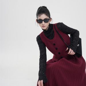 Korean Style Solid Color U-Neck Sleeveless Knitted Vest Dress for Women with Elegant Loose Pleated Long Skirt - Autumn/Winter Fashion
