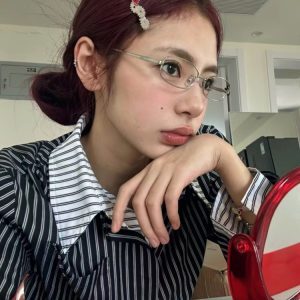 Korean-Style Square Rimless Glasses Frame, Gold Wire Narrow Design for Myopia with Trendy High School Vibe