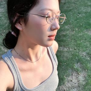 Korean-Style Ultra-Lightweight Small Oval Metal Glasses for Women - Colorless Prescription Ready, Perfect for Small Faces and High Myopia