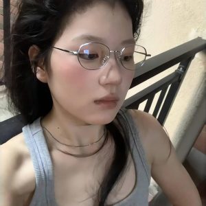 Korean-Style Ultra-Lightweight Small Oval Metal Glasses for Women - Colorless Prescription Ready, Perfect for Small Faces and High Myopia