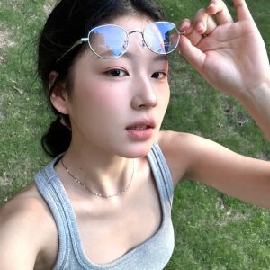 Korean-Style Ultra-Lightweight Small Oval Metal Glasses for Women - Colorless Prescription Ready, Perfect for Small Faces and High Myopia
