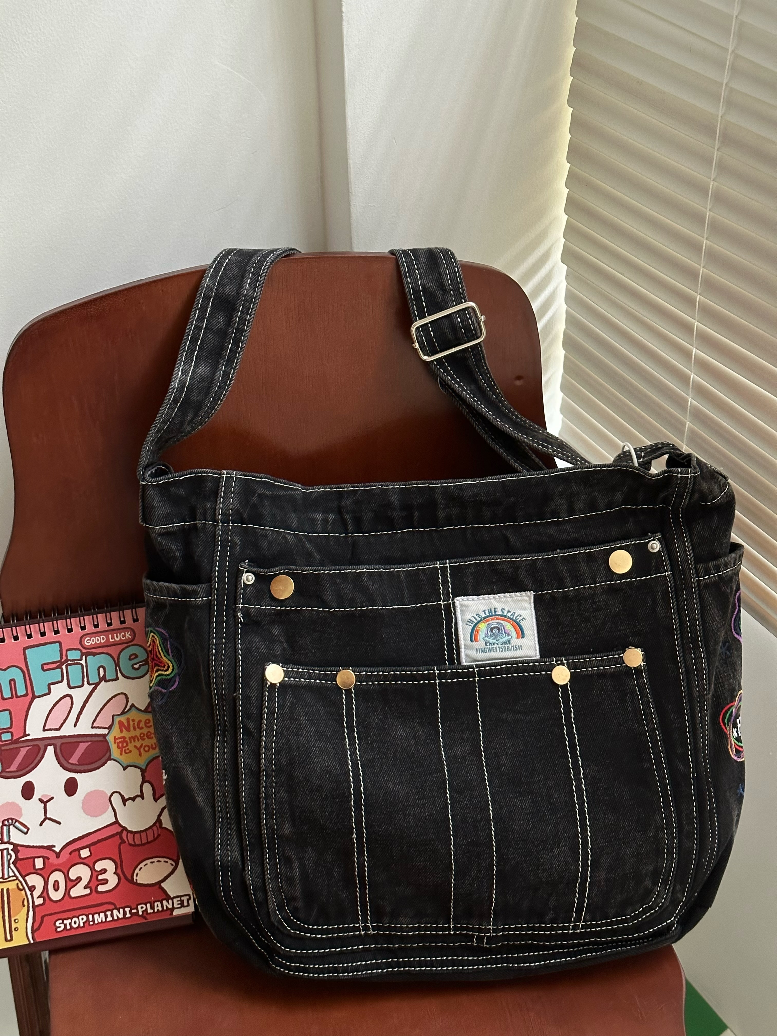Korean-Style Vintage Denim Shoulder Bag - Large-Capacity Retro Crossbody for Women, Ideal for Commuting and Students