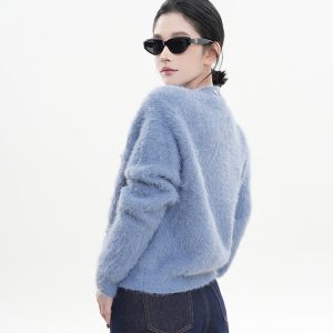 Korean Style Women's Winter Loose Knit Cardigan Sweater with Round Neck and Long Sleeves