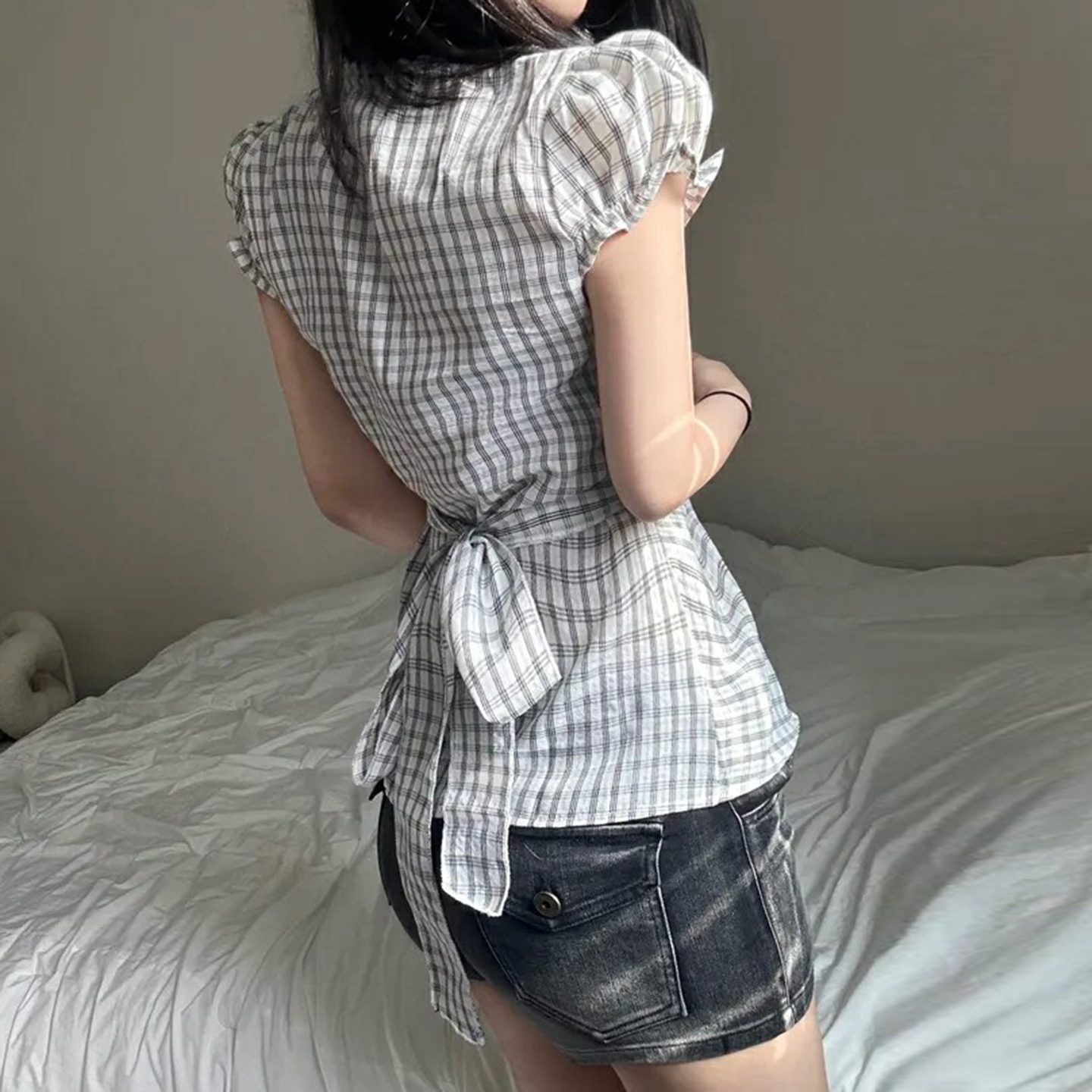 Korean Women's Vintage Plaid Button-Up Short Top with Back Tie Waist - Trendy Y2K Style