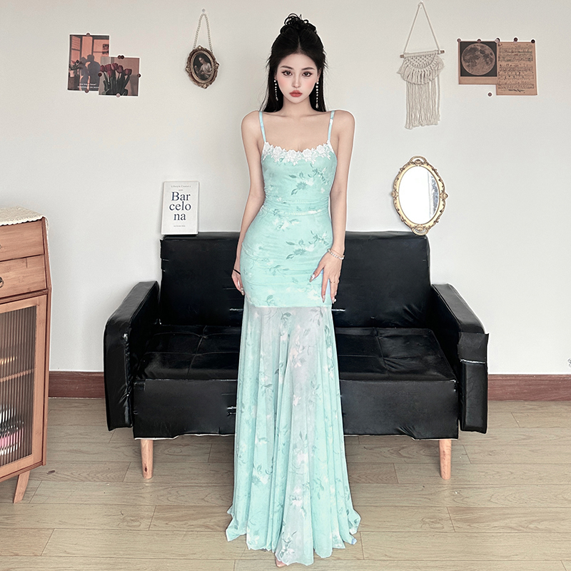 Lace Trim Round Neck Mesh Camisole Dress for Women - Slim Fit Floral Mermaid Dress in Holiday Style, Perfect for 90s and Y2K Fashion