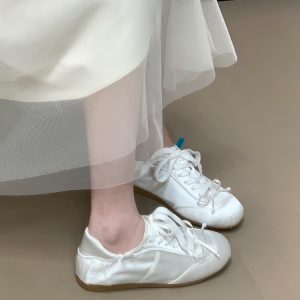 Lace-Up Ballet Training Shoes with Bow, Round Toe Casual Sports Footwear in Satin - Stylish Ocean One Design for Active Wear